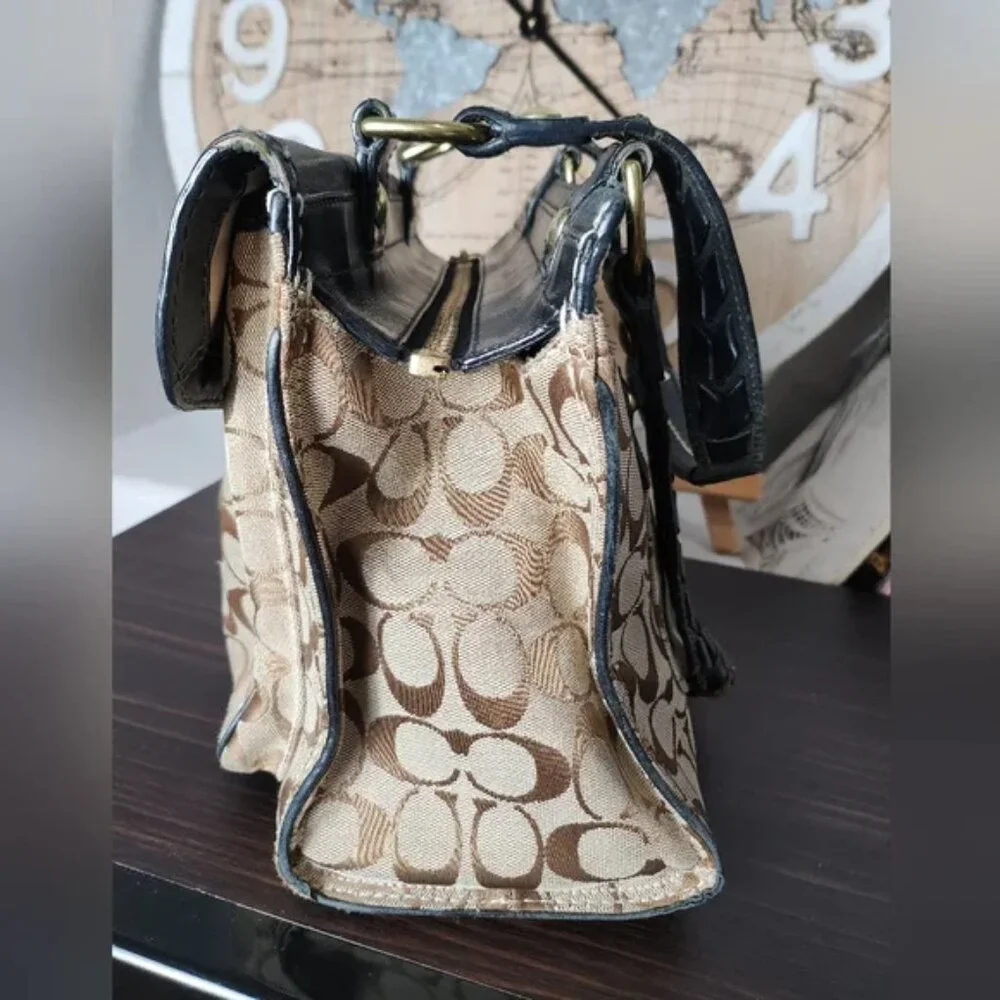 💜 Coach vintage bleeker black and tan purse - many pockets leather & canvas - Picture 3 of 9